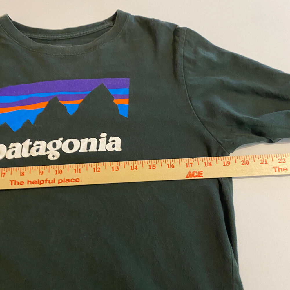 Patagonia Long Sleeve T-Shirt Sz Small Logo Faded Black Regular Fit Outdoor - Picture 5 of 7